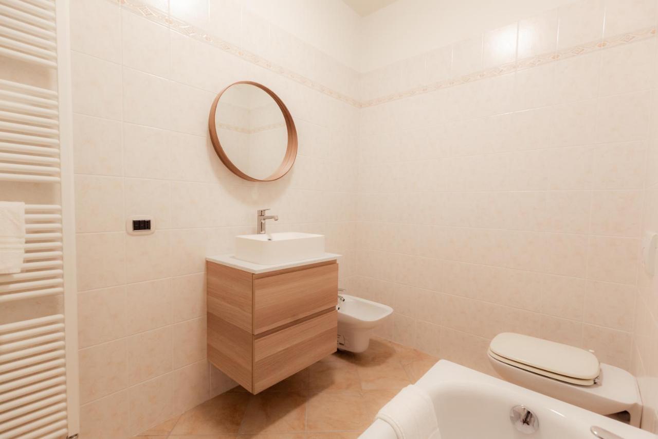 Porta Torre Como Apartment - By Relais Di Giada 外观 照片