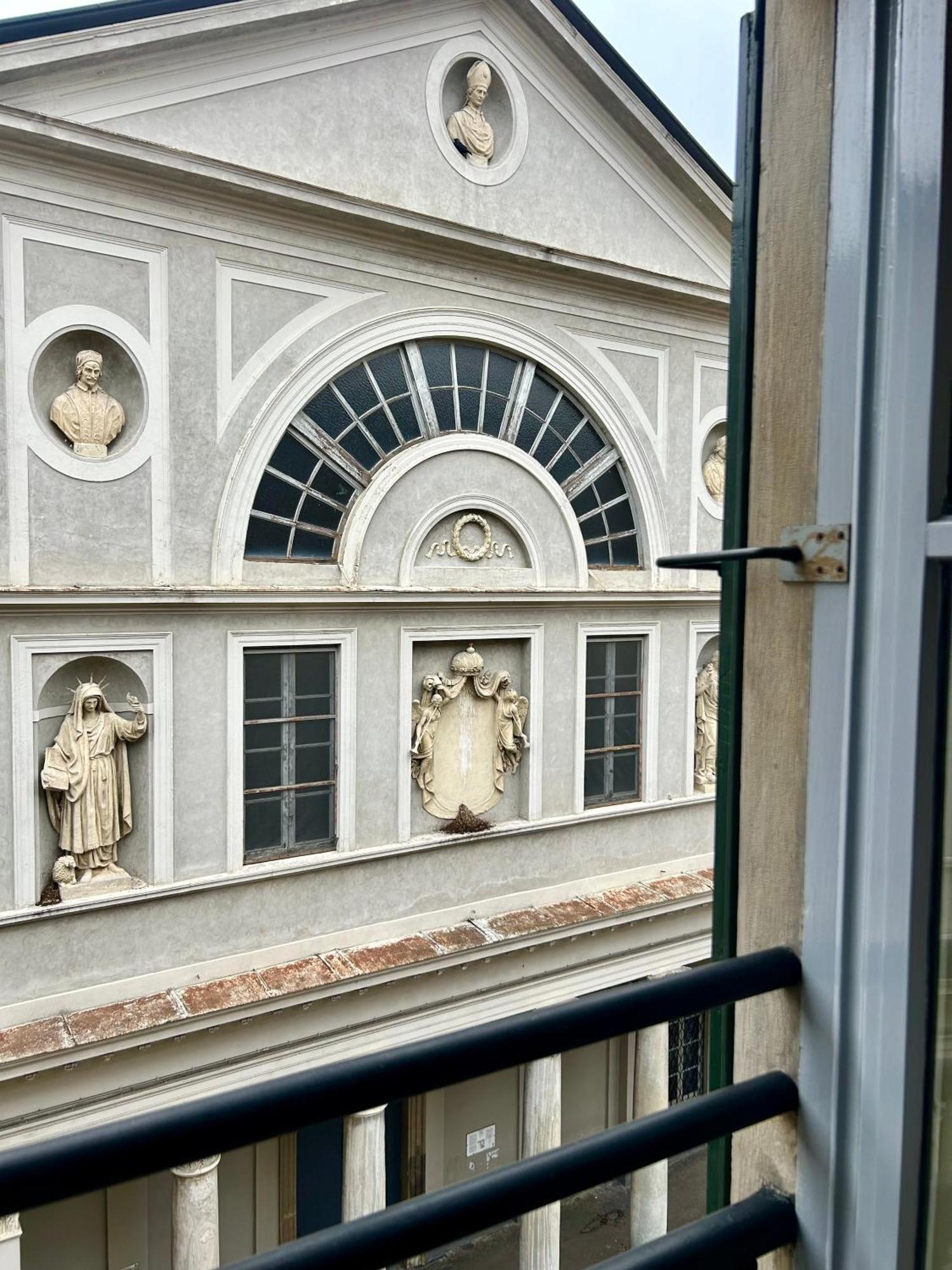 Porta Torre Como Apartment - By Relais Di Giada 外观 照片